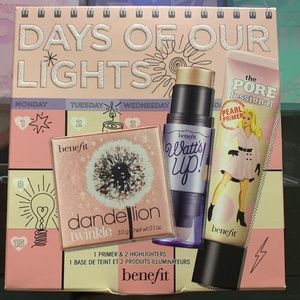 BNIB Benefit Cosmetics - 3 Piece Set